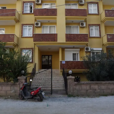 Mahmutlar Haus Apartmán