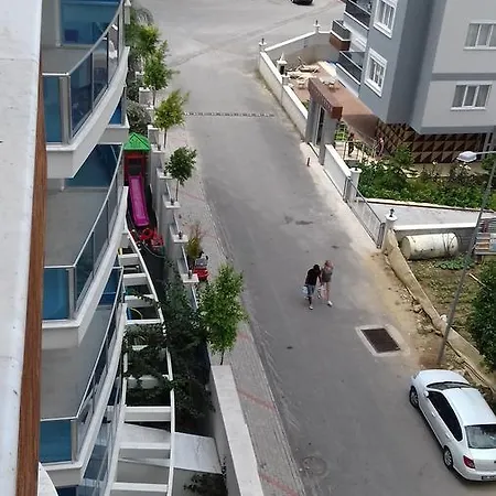 Mahmutlar Haus Apartmán *